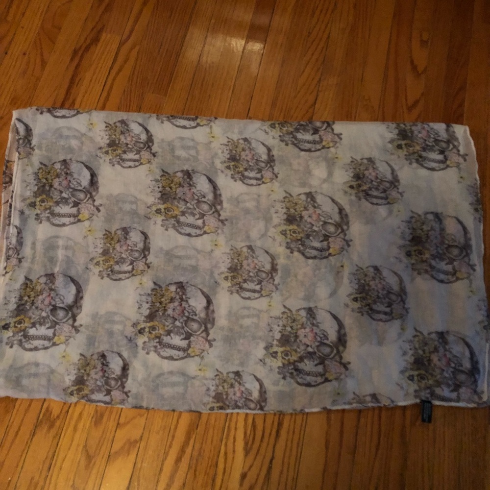 Evelyn K Infinity Scarf